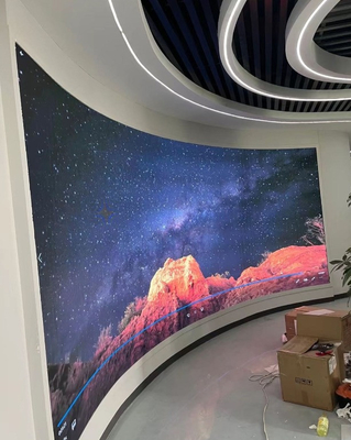 شاشة LED P3 ملونة بالكامل في الداخل تشغيل شاشة LED 576x576mm لوحة إعلانات LED للمعرض، معدل تحديث 3840 هرتز، 1000 نيت