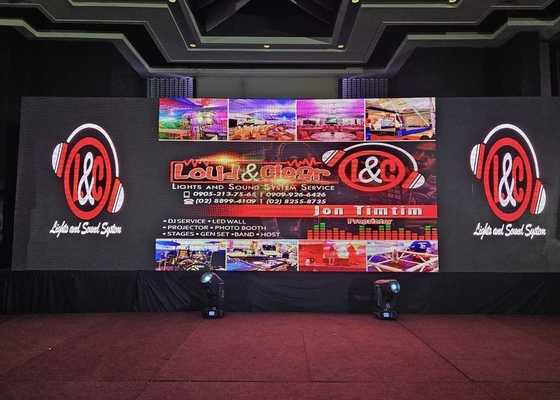 استئجار الشاشة المسالكة من الألومنيوم / الصندوق الحديدي 960mm*960mm P5 عرض LED داخلي HD صورة الإعلان