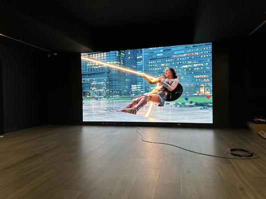 شاشة الألومنيوم المصبوب المقطوعة الكبيرة 3 في 1 في الداخل عرض LED ملون بالكامل P1.923 شاشة فيديو LED HD