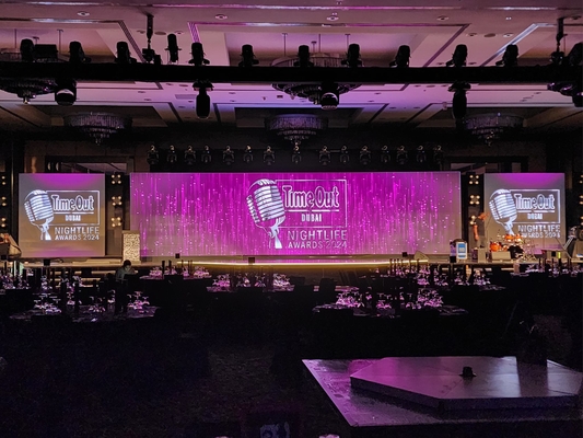 شاشة LED للخارج P2.6 P3.9 الأحداث المسرحية شاشة LED العرض شاشة LED لوحة الحائط 500 * 1000mm LED Video Wall استئجار شاشة LED