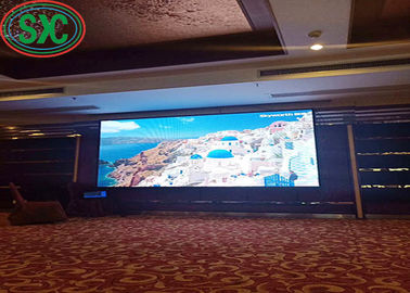 SMD2121 الشاشة المنحنية الداخلية كامل الألوان الفولاذ 960 × 960mm مربع شاشة RGB LED