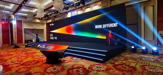 تأجير داخلي P3.91 LED Video Wall 500x500mm High Refresh 3840Hz LED Screen Panel