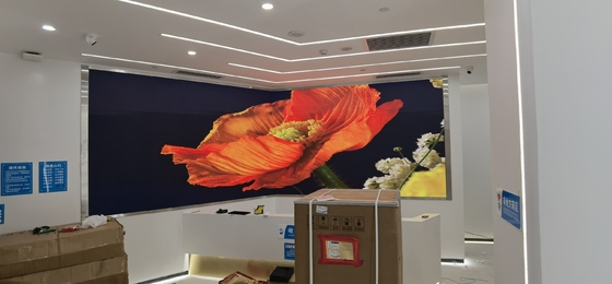 3840 هرتز عالية الاحداثية الداخلية كاملة لون شاشة LED P2.5 2121 حجم المصباح للإعلانات الداخلية مع مسافة عرض ≥ 0.5m
