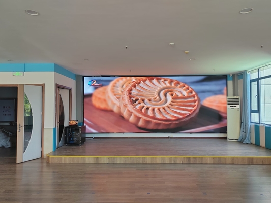 P2-32S وحدة عرض LED ملونة داخلية ذات محرك ثابت وأبعاد خزانة 640 * 640mm