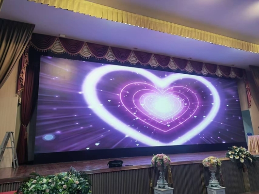 خلفية مسرح الحدث شاشة عرض الفيديو LED 500 * 1000mm P3.91 مع 1000cd / m2 الوضوح و R 625-630nm LED Parameter