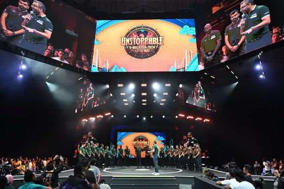 P6 SMD كامل اللون داخل المنزل الإيجار شاشة عرض LED 6000cd / m2