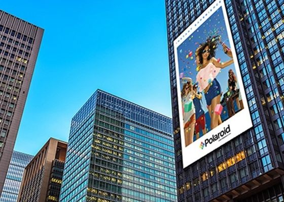 شاشة عرض LED خارجية كبيرة للإعلانات عالية الأداء بالألوان الكاملة P10 للإيجار