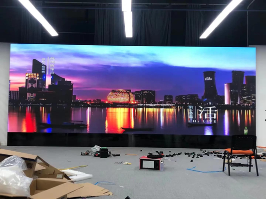 P2 عرض LED داخلي ملون كامل 512x512mm لوحة الألومنيوم المصبوبة بالشاشة عالية الدقة