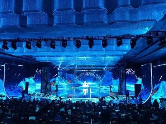 SCX LED P5 شاشة LED داخلية مع 100 000 ساعة من العمر عند 50٪ من السطوع و CAT5 كابل واحد وضعية فاصل التحكم في الألياف