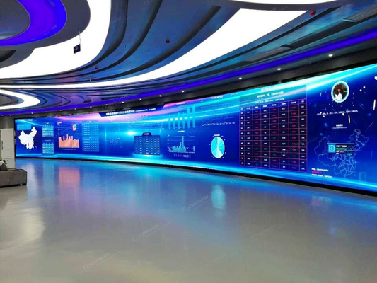 SCX LED P5 شاشة LED داخلية مع 100 000 ساعة من العمر عند 50٪ من السطوع و CAT5 كابل واحد وضعية فاصل التحكم في الألياف