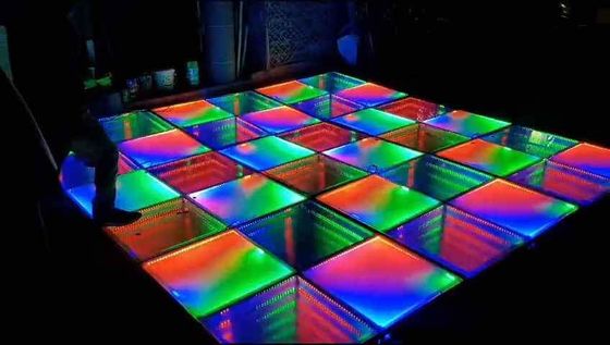 سعر جيد أرضية الرقص الداخلية LED مع تأثير الإضاءة المتوهجة في لون RGB وإضاءة الأرض الانترنت