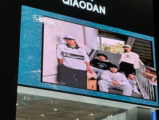 وحدة ناعمة NOVA System Shafer Chip RGB LED Display P1.667 عالية الوضوح 220 В 60 هرتز مناسبة للدعاية