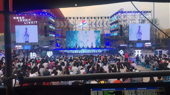 P4 في الهواء الطلق Full Color LED Rental Screen Epistar Chip 62500 نقطة / متر مربع