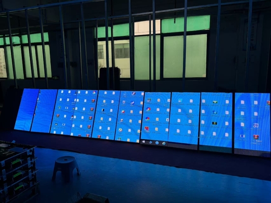 P4 لون كامل داخل LED شاشة فيديو حائط 80 * 40 وحدات الدقة لوحات إعلانية