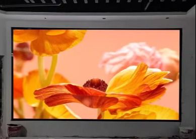 سعر جيد مضاد للماء كامل لون شفاف شاشة LED HD P6 شاشة إعلانات الجدار الزجاجي الانترنت