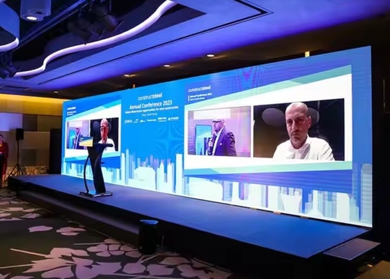 شاشة استئجار في الهواء الطلق مقاومة للماء الإعلانات التجارية الرقمية 640 * 640MM شاشة LED P4