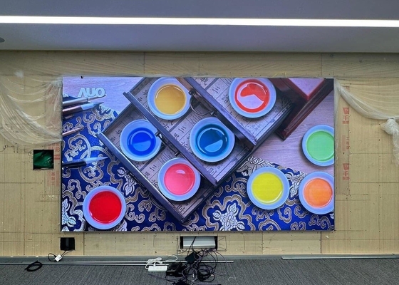 3 و زاوية المشاهدة المثلى من 1m-10m للدولة من بين الفن داخل RGB شاشة LED