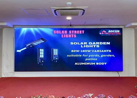 COB P1.25 Pitch Ultra High Definition Rental LED Display في الداخل نظام نوفا HD 1R1G1B