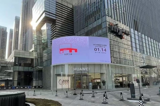 شاشة LED ملونة كاملة في الخارج P10 للرؤية العالية والإعلانات ذات التأثير الأقصى في جميع البيئات