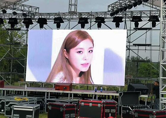 شاشة LED خارجية كاملة الألوان SCX LED P6 للإعلان بمعدل تحديث عالٍ يبلغ 3840 هرتز