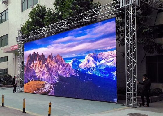 مصباح LED P3.91 شاشة LED داخلية / خارجية على الحائط شاشة LED 3840Hz معدل تحديث