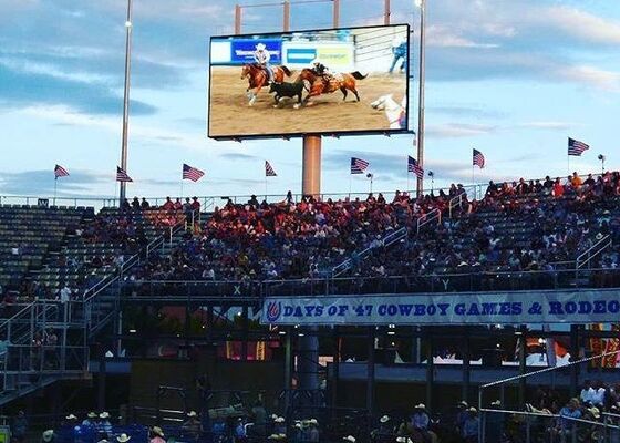 P8 خارجية مدعومة فيديو حائط P8 الإعلانات لوحة بيانات عالية الوضوح خارجية مدعومة الشاشة