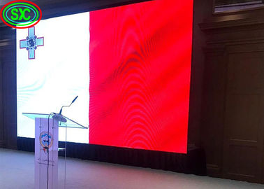 منصة الإعلانات شاشة LED 3840Hz HD P4mm 128 * 128 Dot Matrix Panel LED شاشة عرض إعلانات تجارية