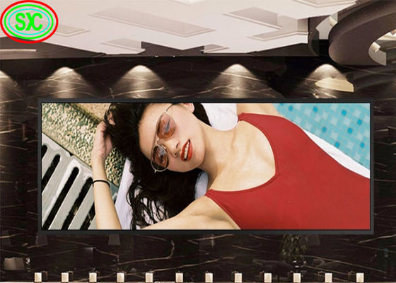 لوحة عرض LED داخلية مرنة المرحلة P3 منحنية / مستقيمة الإعلانات الخارجية الشاشة ثابتة LED