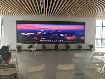 شاشة LED كاملة الألوان P3 استئجار شاشة LED ثابتة الاستخدام 3 سنوات ضمان