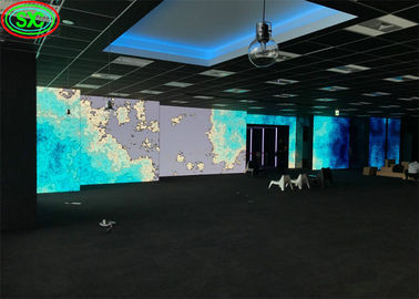 شاشة ألومنيوم RGB P2.5 7500cd / m2 شاشة LED الإعلانية الداخلية