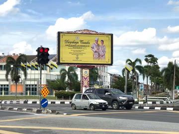 SMD1515 مضاد للماء كامل اللون HD P2.5 شاشة استئجار في الهواء الطلق LED Billboard 3 سنوات ضمان