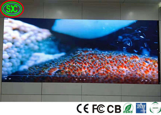 غرفة مؤتمرات مرنة قابلة للبرمجة P4 P5 64 * 32 شاشة LED SMD داخلية