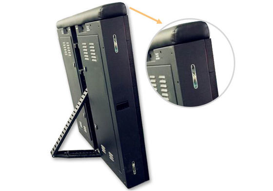 ملعب كرة القدم لوحات إعلانية مدعومة P5 P10 ضوء عالي HD محيط 960 * 960mm لافتة