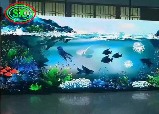 وحدة العرض الداخلية ذات اللون الكامل P4 SMD LED 256 * 128mm 1/8 مسح لتوفير الطاقة وحماية البيئة