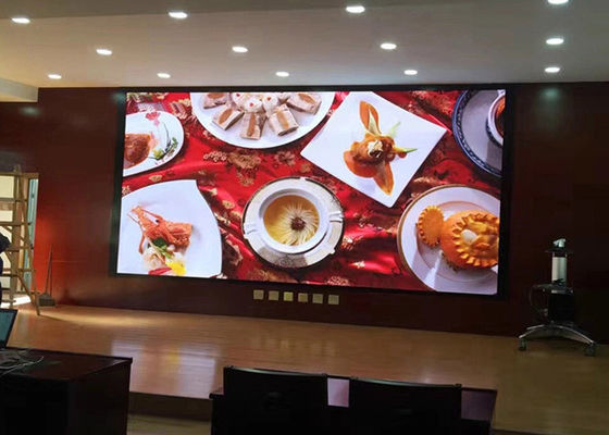 عالية الوضوح الداخلية كامل اللون P5 320 * 160mm LED فيديو جدار استئجار شاشة