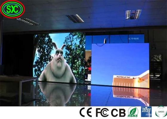 SMD2121 1200cd / m2 P3.91 جدار الفيديو LED الداخلي 500X500mm