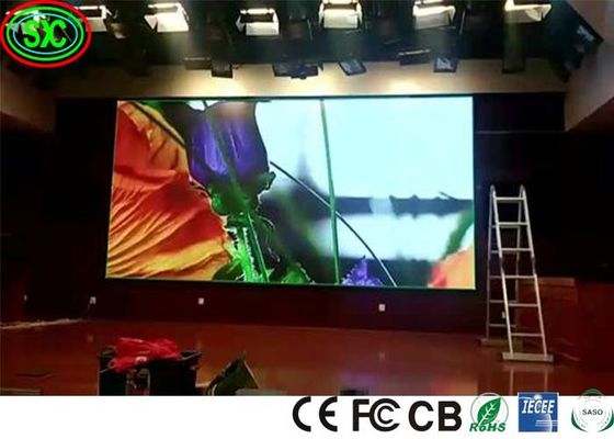 شاشة LED ذات لون كامل داخلية كبيرة مرنة 111111 بكسل / م2 1300 سطوع / م2 P3