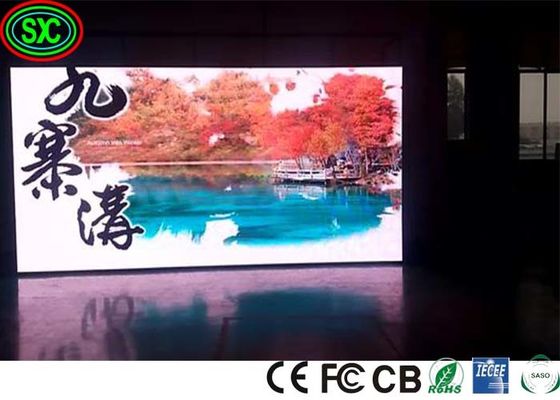 شاشة LED ذات لون كامل داخلية كبيرة مرنة 111111 بكسل / م2 1300 سطوع / م2 P3
