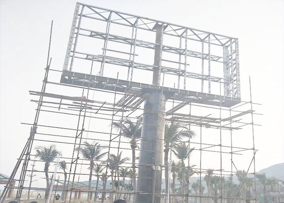 لوحات إعلانية LED ذات عمود