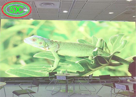 شاشة LED ذات دقة عالية SMD2121 RGB ثابتة 64 * 32 دقة مصفوفة النقاط
