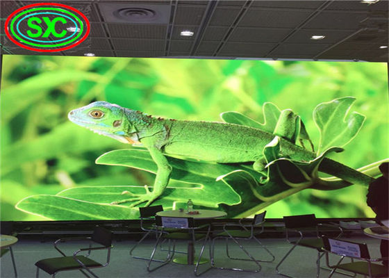 P4 ثابتة داخلية كاملة اللون LED الصب الصبغ الألومنيوم الشاشة 3 في 1 Smd2121 COB كاملة اللون LED العرض