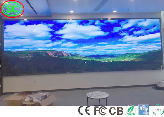 FCC 400W / مربع متر ثابت عرض LED داخلي مساحة 2.5mm عرض LED داخلي كامل اللون