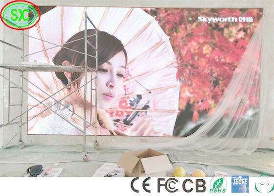 RS485 P2 P3 P4 SMD2121 الإعلانات LED Video Wall IECEE كامل اللون LED شاشة عرض LED