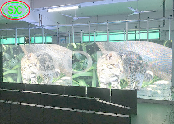 شاشة ألومنيوم RGB P2.5 7500cd / m2 شاشة LED الإعلانية الداخلية