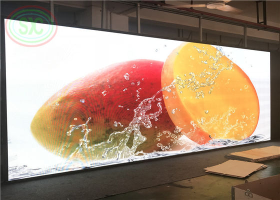 P4 داخل Smd2121 RGB LED العرض المضغوطة الألومنيوم الشاشة الفولاذية 3 سنوات الضمان