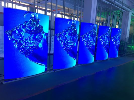 شاشة LED ملونة كاملة داخلية P5 بدون مسامعة عالية الوضوح SMD 3-In-1 خفيفة الوزن