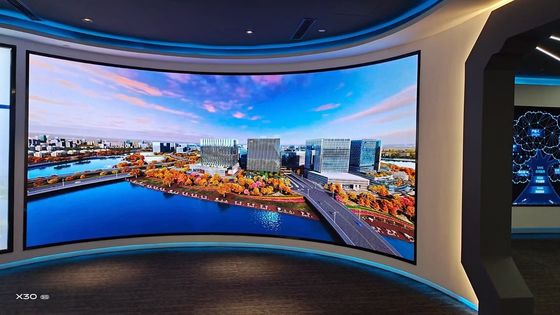 P4 منحنى LED شاشة الفيديو الستار مرنة LED عرض وحدة كامل اللون