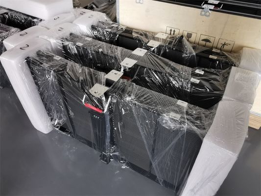 إعلانات داخلية ملونة كاملة ضوء عال P3.91-7.82 شاشة LED شفافة