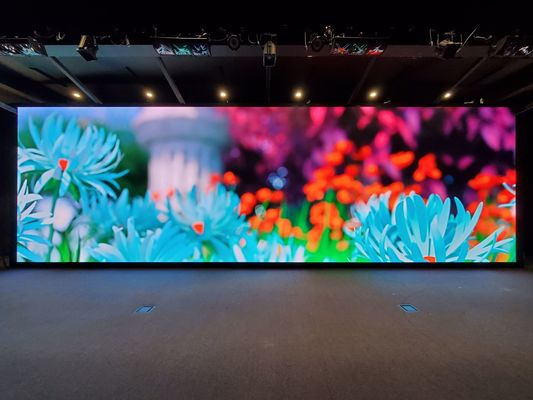 صورة شاشة داخلية مدعومة باللون الكامل لمعرض فيديو HD P4.81 LED Display Rent