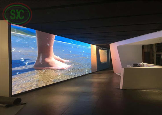 شاشة LED ذات لون كامل داخلية مريحة وتوفير التكاليف ذات سطوع عالية وهيكل بسيط